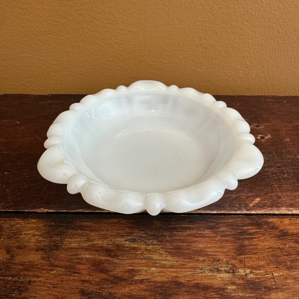 Vintage Milk Glass Bowl Scalloped Edge Trinket Dish Candy Dish Decor